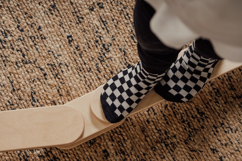 Montessori balance beam